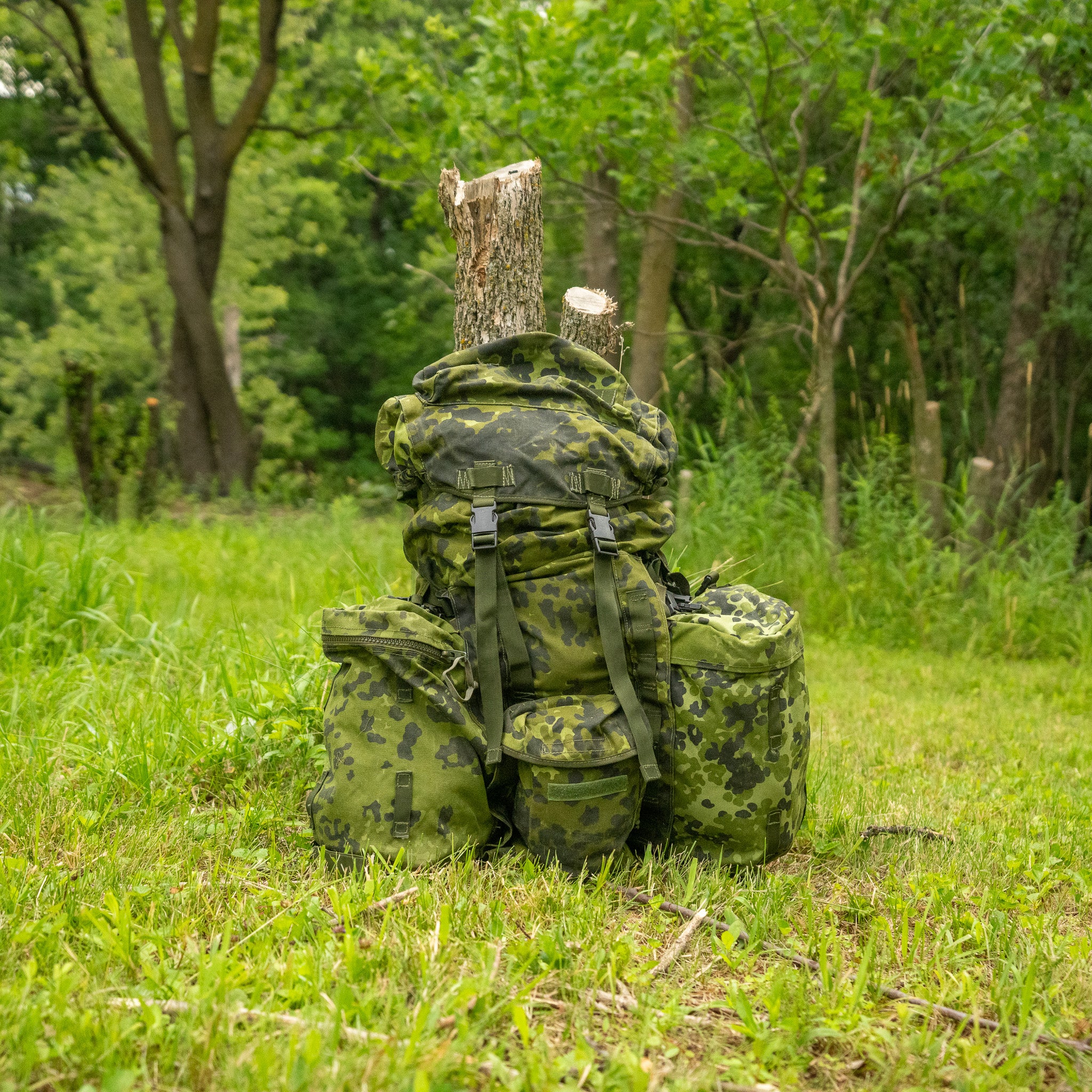 Grade 2 Danish m/84 90L Rucksack W/Side bags