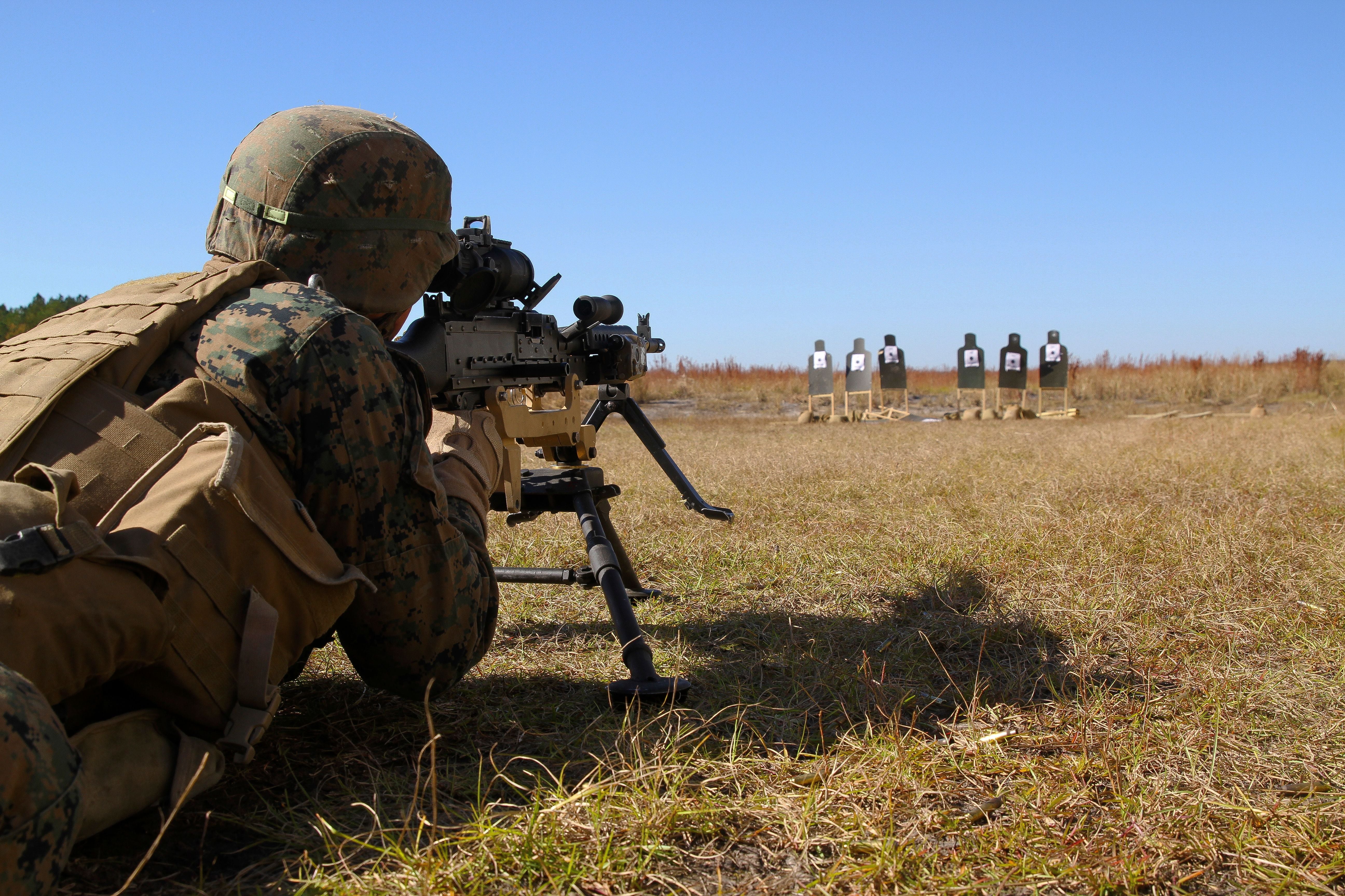 Unissued USMC Coyote Brown Nomex FROG Combat Gloves