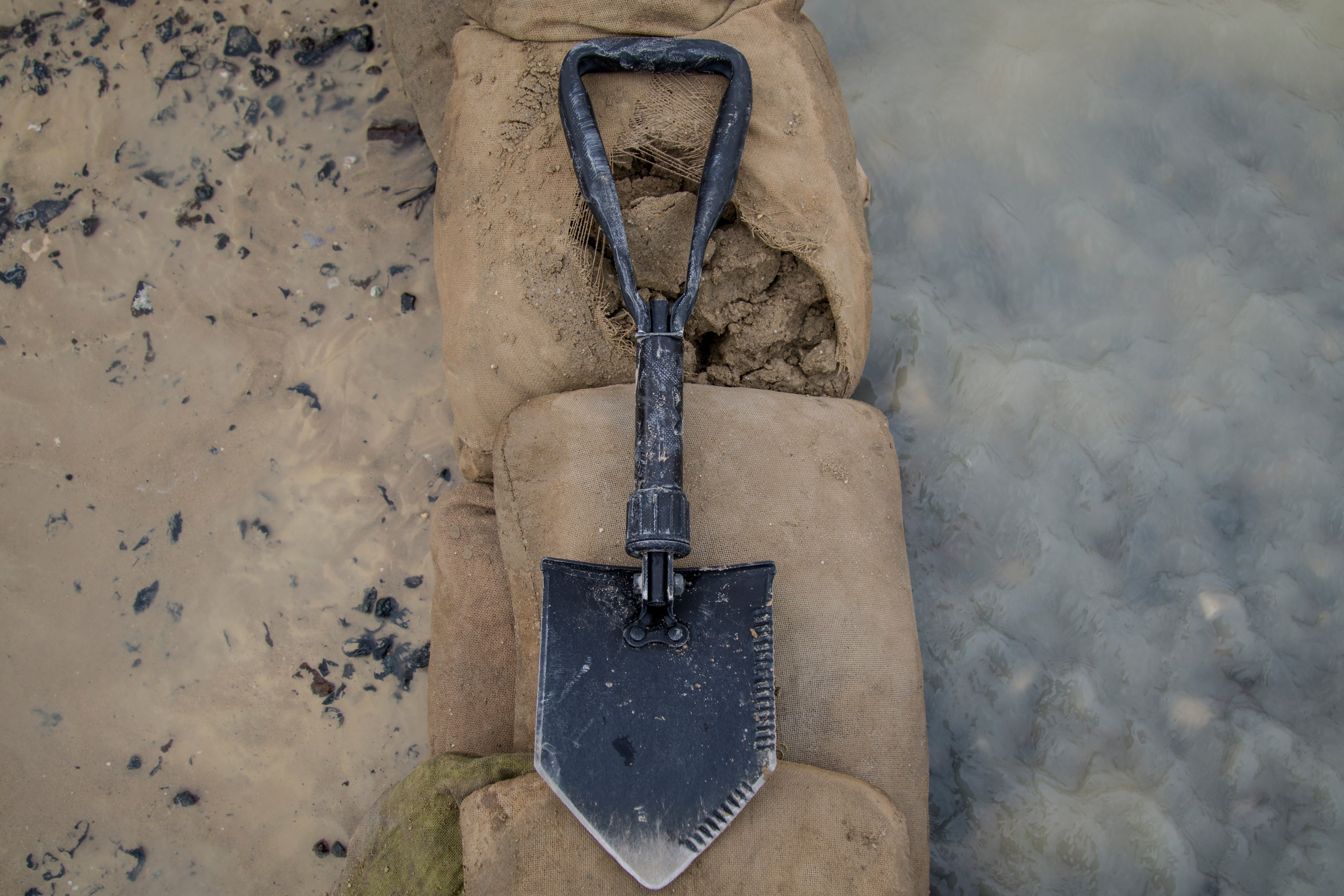 Issued USGI Gerber E-Tool