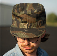 Load image into Gallery viewer, Reproduction US Tigerstripe Hot Weather Patrol Cap
