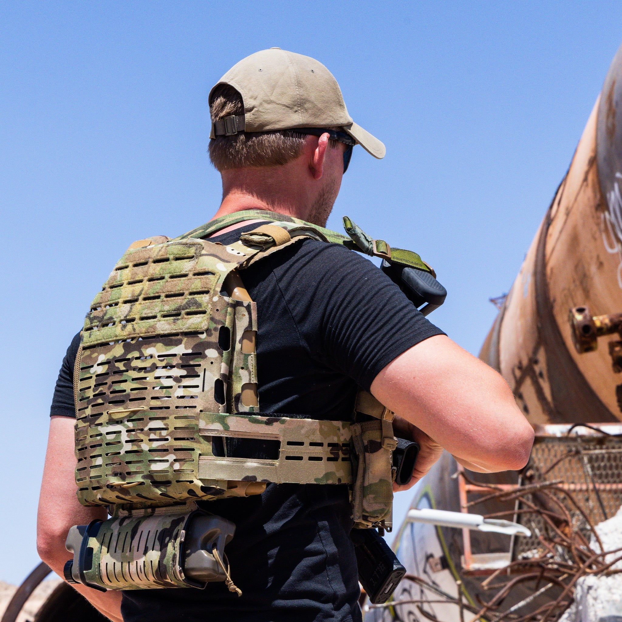 ICEFLASK® 16.9oz (500ml) Cooling, Heating & Hydration Canteen