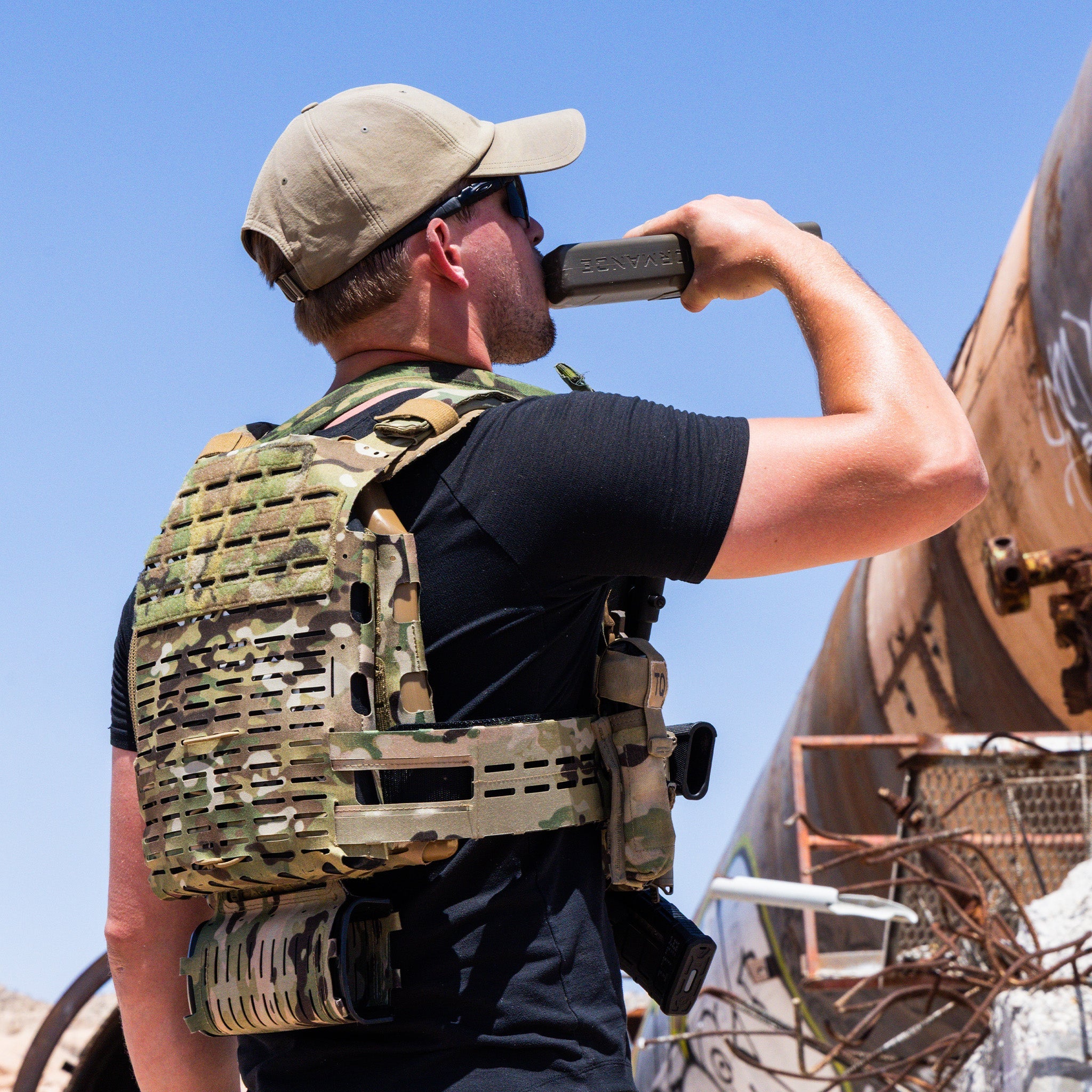 ICEFLASK® 16.9oz (500ml) Cooling, Heating & Hydration Canteen