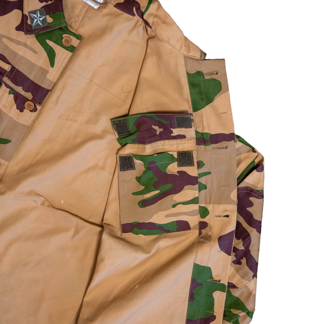 Unissued Italian MOD02 Desert Uniform Set