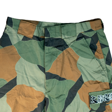 Load image into Gallery viewer, Issued Republic of Korea Marine Corps Turtleshell Field Pants
